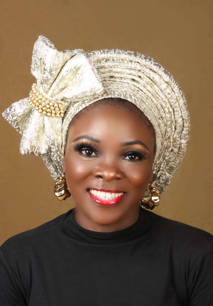 Gele Styled Turban with Bow