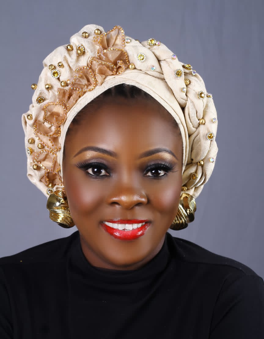 Beautifully Wrapped up Turban with Sequence